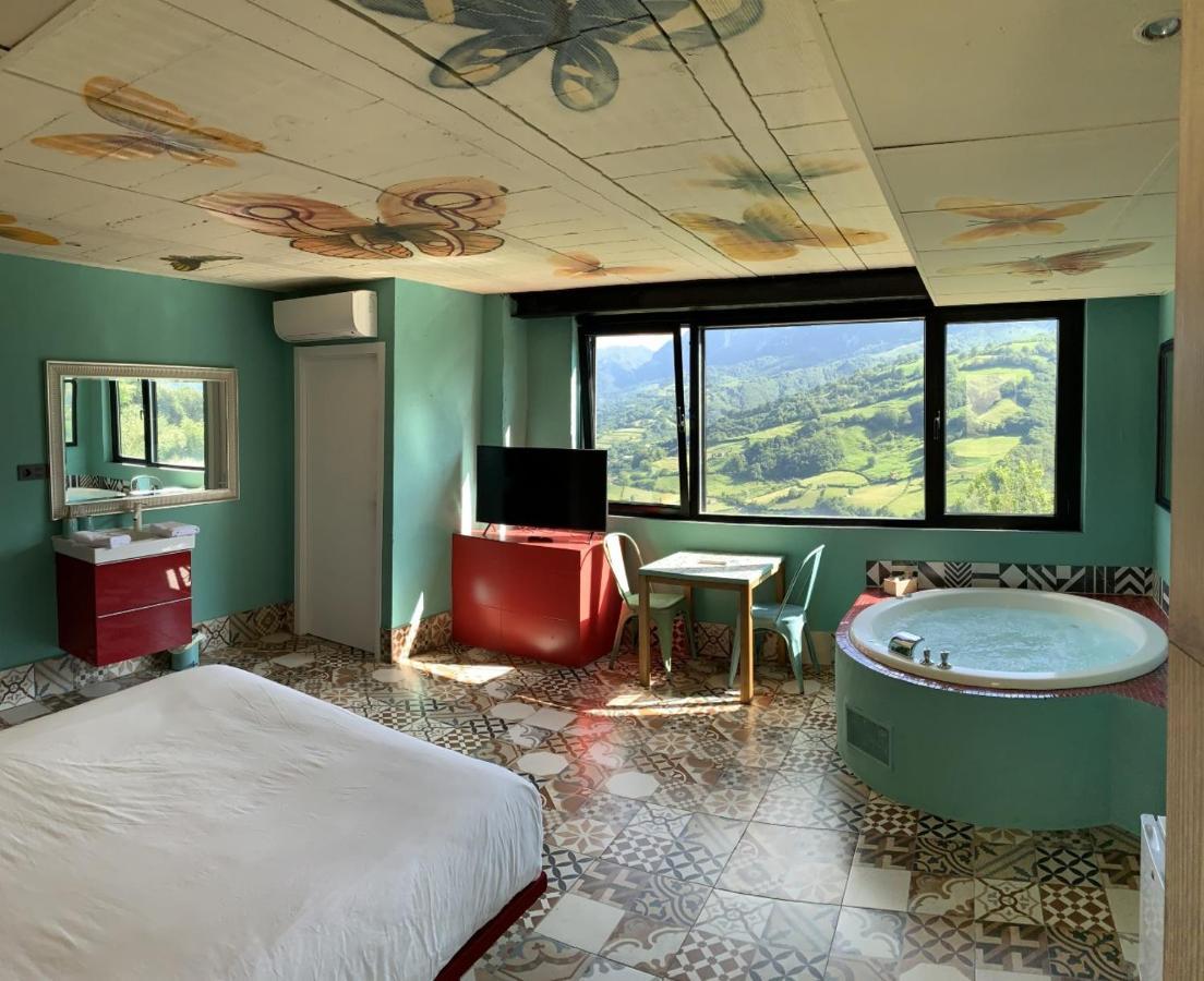 La Aldea Sonada Hotel Oviedo Kültér fotó