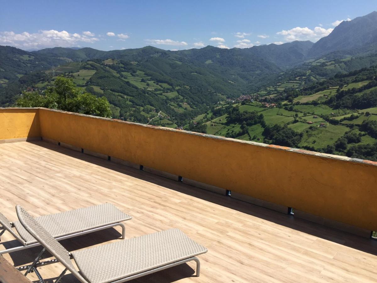 La Aldea Sonada Hotel Oviedo Kültér fotó