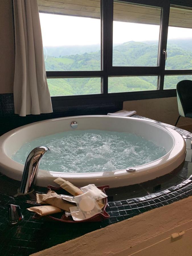 La Aldea Sonada Hotel Oviedo Kültér fotó