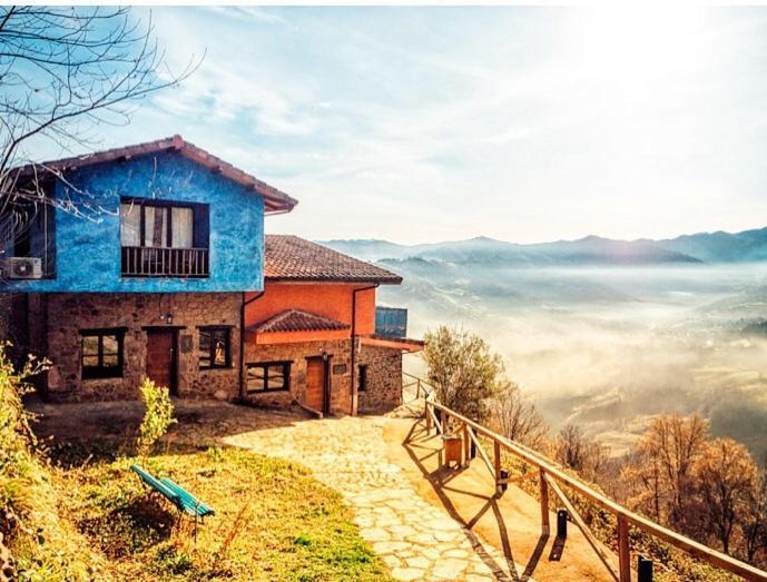 La Aldea Sonada Hotel Oviedo Kültér fotó