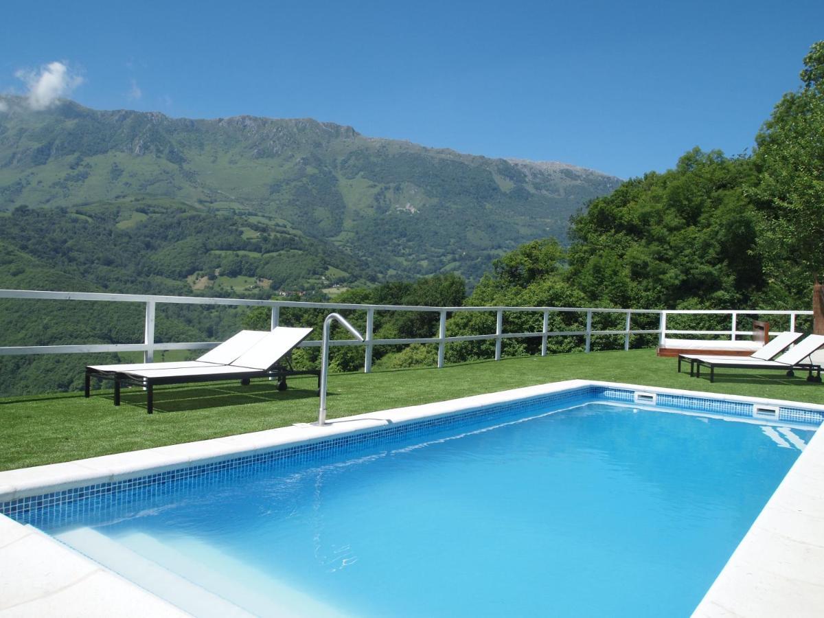 La Aldea Sonada Hotel Oviedo Kültér fotó