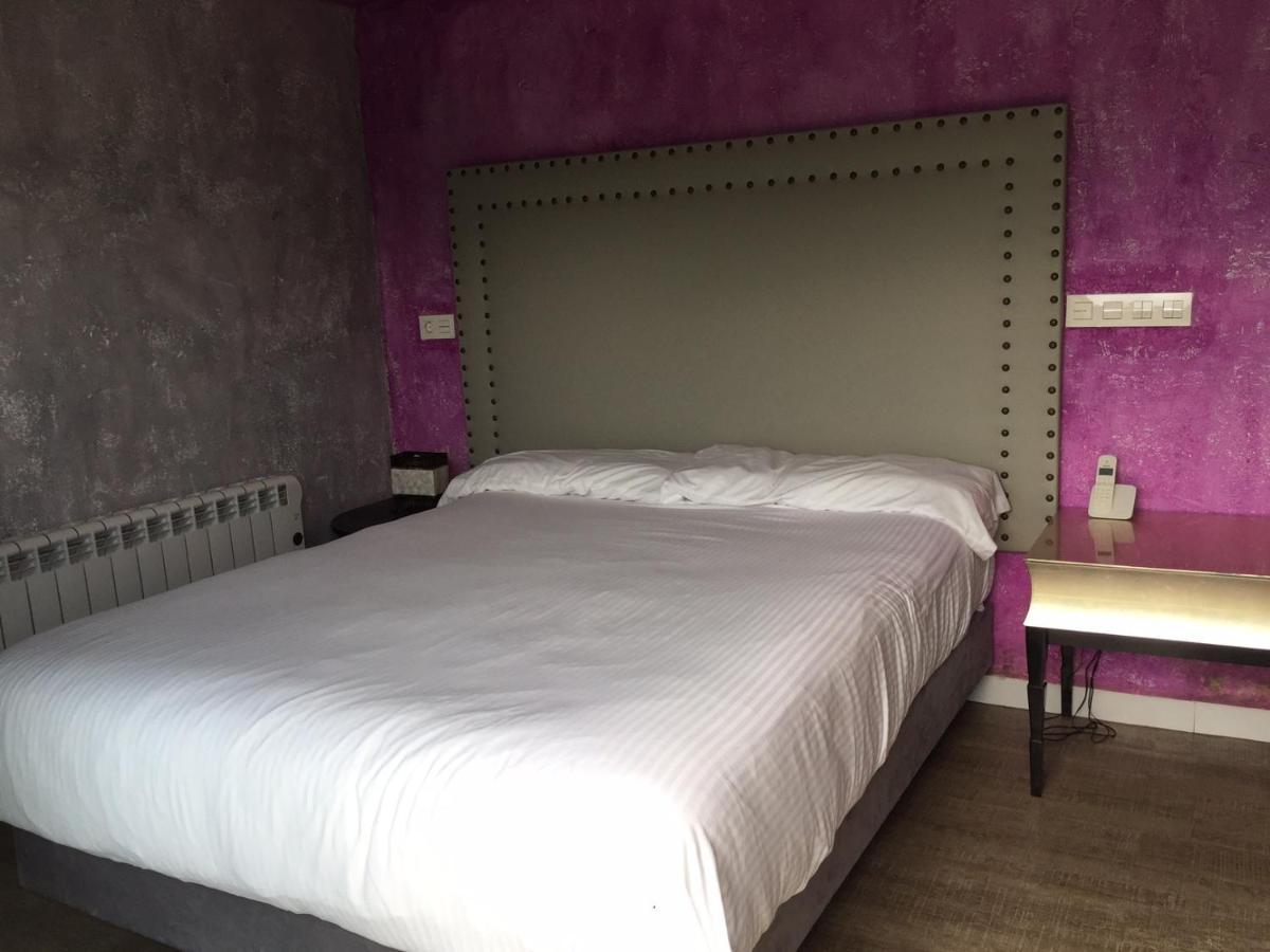 La Aldea Sonada Hotel Oviedo Kültér fotó
