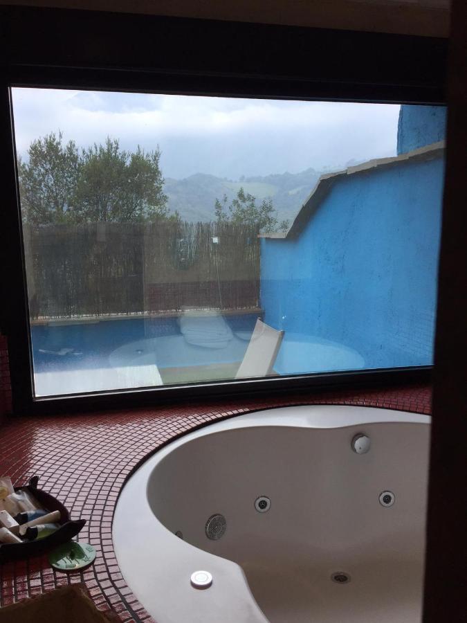 La Aldea Sonada Hotel Oviedo Kültér fotó