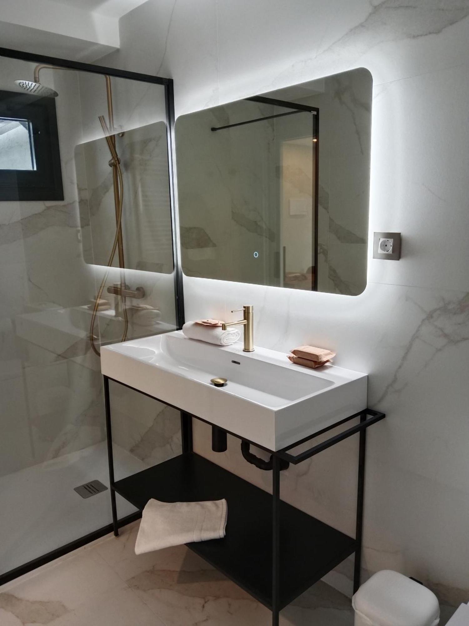 La Aldea Sonada Hotel Oviedo Kültér fotó