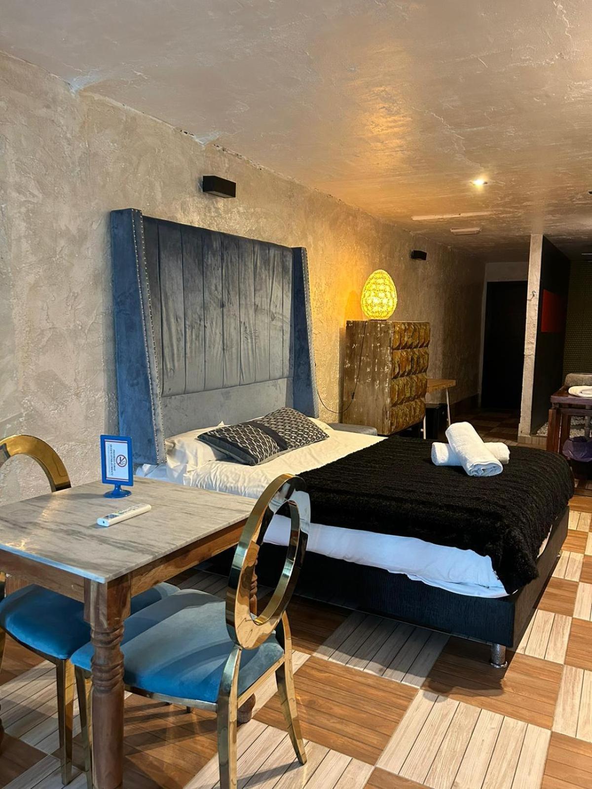 La Aldea Sonada Hotel Oviedo Kültér fotó